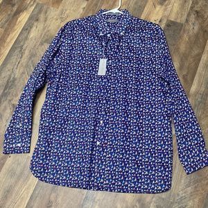 NWT Button Up Men’s Shirt with Sailboats